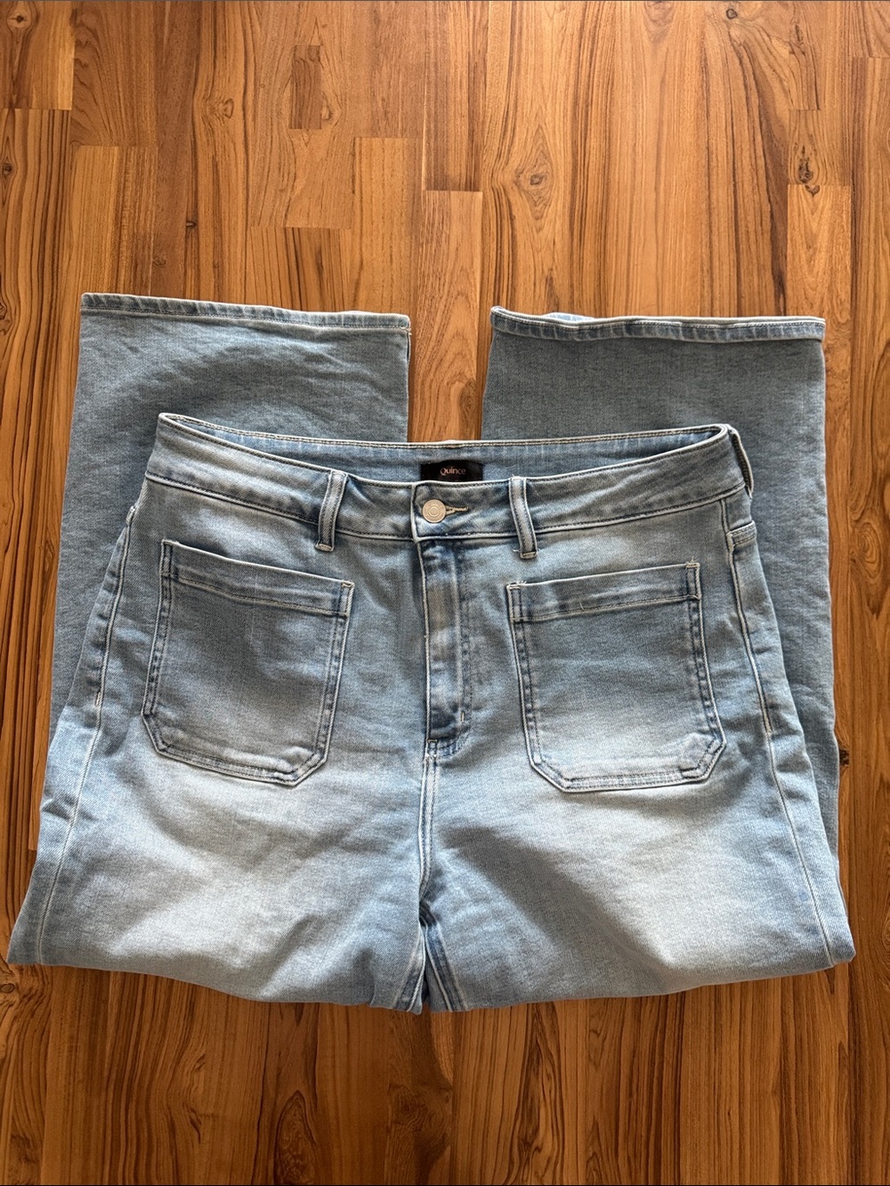 Quince - Wide-Leg Light Wash Demin Jeans - 32